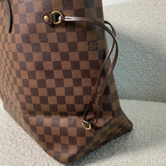 Authentic Louis Vuitton Neverfull GM Damier Ebene - Picture 4 of 16